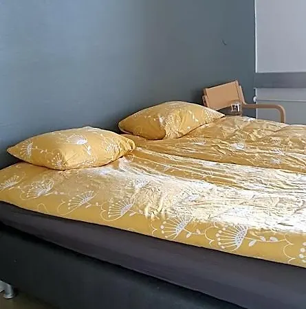 Ainola Hostal *