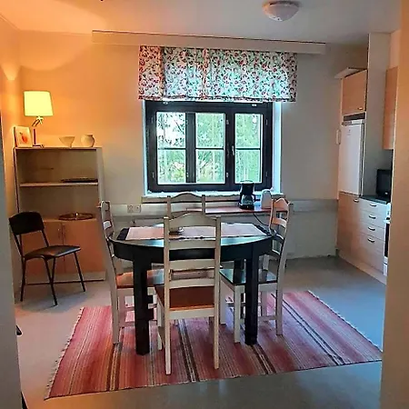 Ainola Hostal